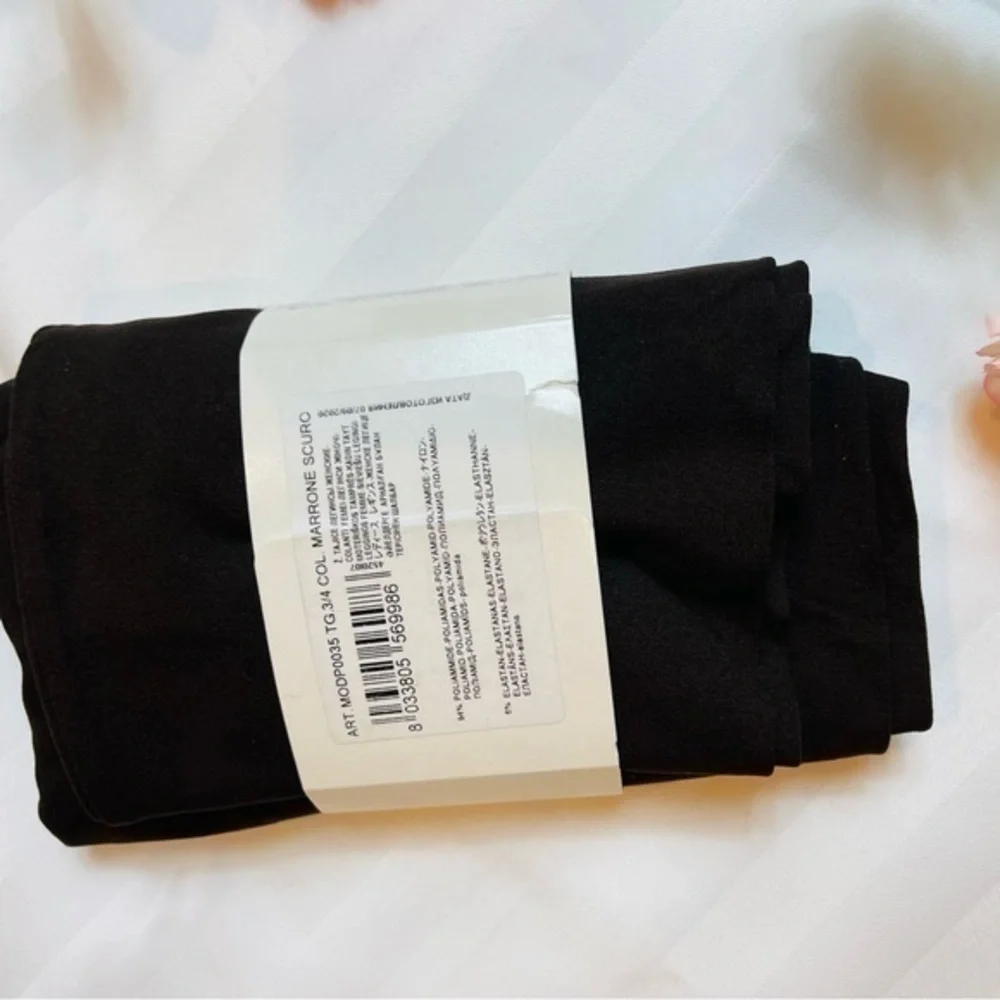 BUNDLED: 2 Opaque Leggings from‎ Calzedonia MADE IN ITALYnew. Size 3/4 M/L Both.